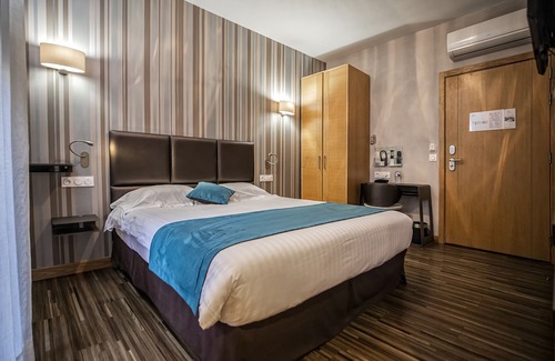 Orleans Hotel | Hôtel d'Orléans