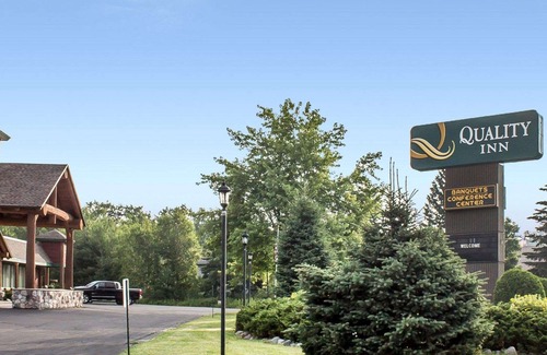 Rhinelander Hotel | Quality Inn Rhinelander