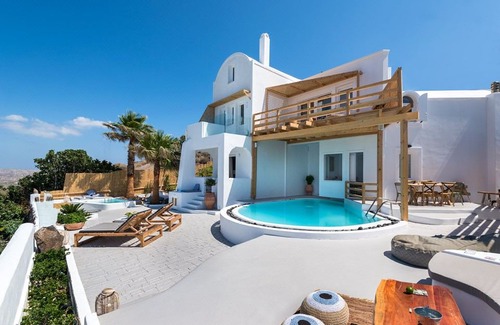 Akrotiri Hotel | Summer Lovers Villa