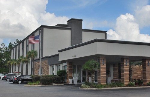 Summerville Hotel | Wyndham Garden Summerville