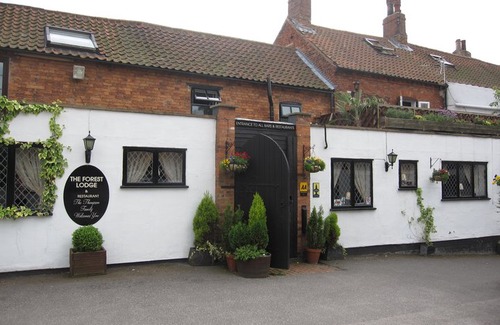 Edwinstowe Hotel | The Forest Lodge