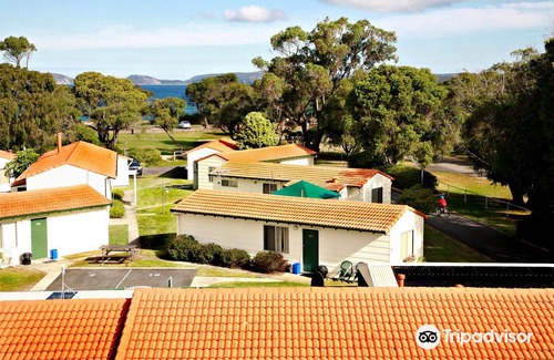 Emu Point Hotel | Havana Villas