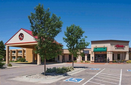 Watertown Hotel | Ramkota Hotel - Watertown