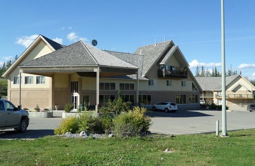 Hinton Hotel | Lakeview Inns & Suites - Hinton