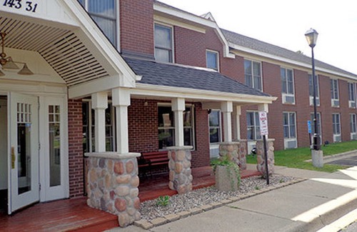 Burnsville Hotel | AmericInn by Wyndham Burnsville