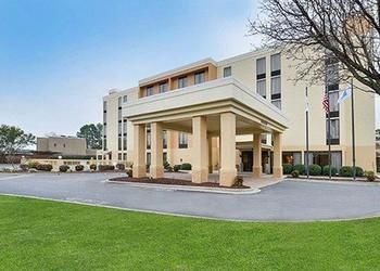 Elizabeth City Hotel | Days Inn by Wyndham Elizabeth City