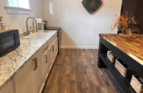 Weatherford House | King size suite