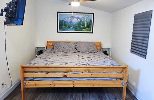 Sylvan Lake Cottage | Steps to Sylvan Lake - The Lazy Lake Loft