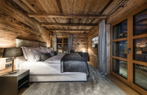 Lech am Arlberg Ski Chalet | Luxury chalet with spa and view of Oberlech