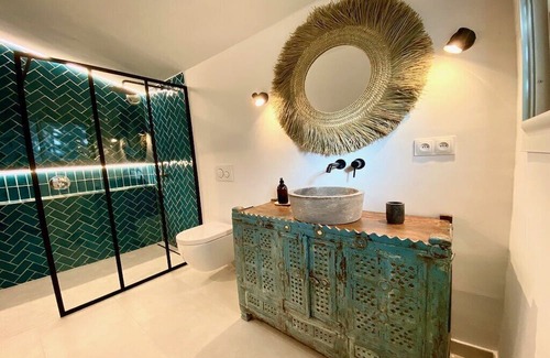 Les Issambres Villa | 5* villa. Superb sea view. Heated swimming pool. Jacuzzi