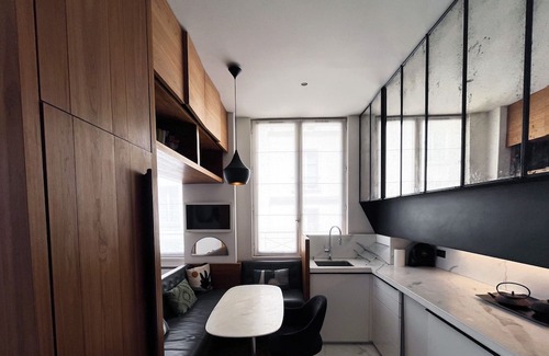 Paris City Center Apartment | Urban Flat 155 - Luxury 2 Bedroom Flat in Paris