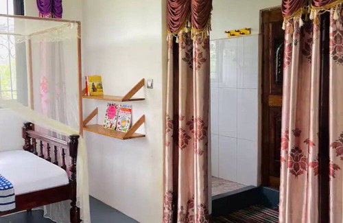 Kidoti Apartment | Ocean View Room at The Adventure Villa + Breakfast