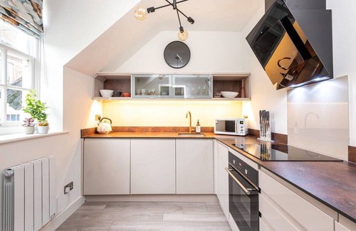 York Apartment | Host & Stay | Feversham House