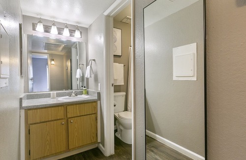 Tucson Apartment | Modern Apartment in Prime Location (ID9460X95)