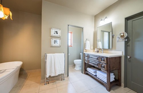 San Luis Obispo Other | Large multi-story country house on 14 acres with vineyard views