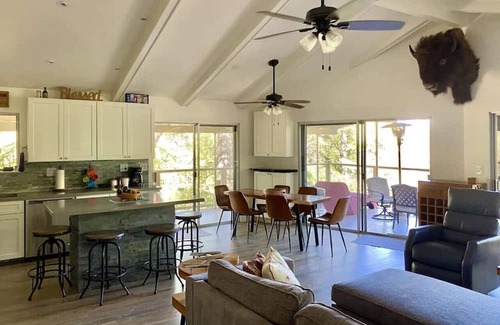 Lakehead House | Special $ Now - Awesome Lake Views - Single Floor - Shasta Lakeshore Retreat #5