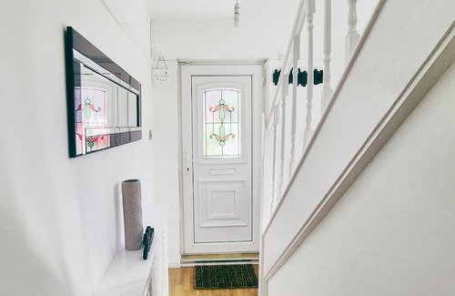 Newark upon Trent Apartment | Cosy 2BR House on Quiet Street