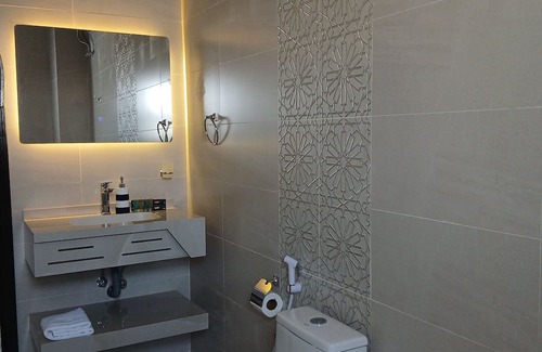 Azaiba Cabin | De Sultana Villa