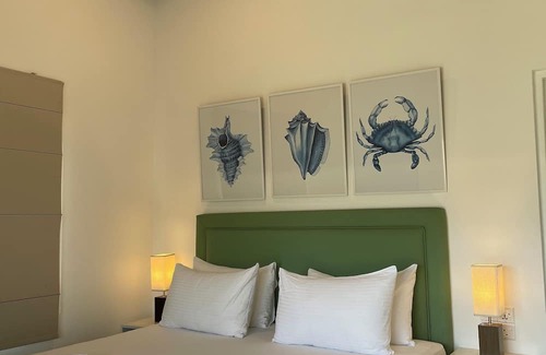 Hendala Hotel | Chelsi Blu by The Governor