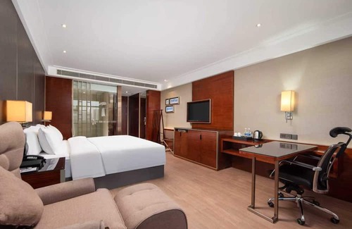 Optics Valley Hotel | ECHENG Wuhan Yangjiawan Metro Station