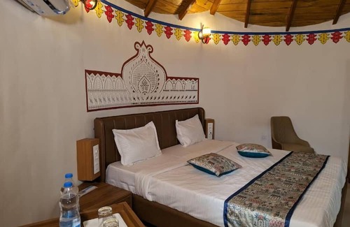 Dholavira Hotel | StayGuru Heritage Resort Dholavira