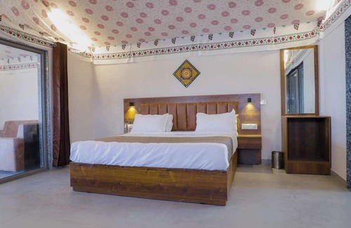 Bhuj Hotel | Stayguru Road to Heaven Resort