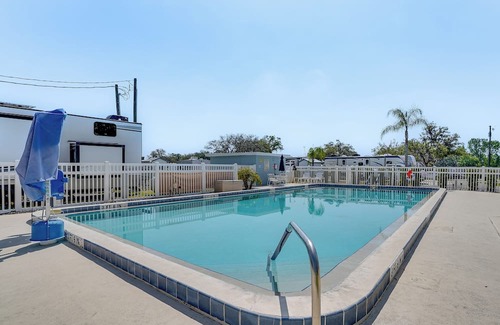 Davenport Cottage | Davenport Couple's Retreat w/Resort Perks!