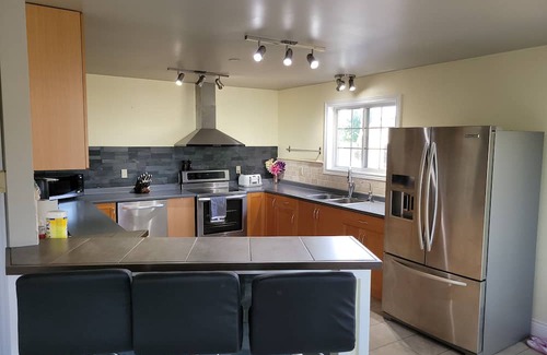 Harwich Cottage | Cozy Cottage with Stunning Views