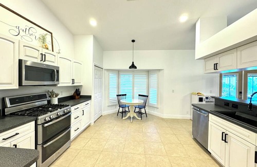 Jupiter Farms House | Charming 3-bedroom house with POOL and WiFi in Jupiter