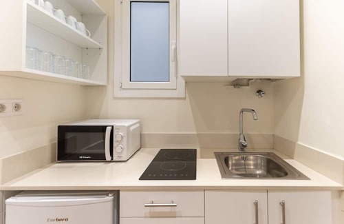 El Guinardo Apartment | Weflating SANT PAU - Sup 4 BDR