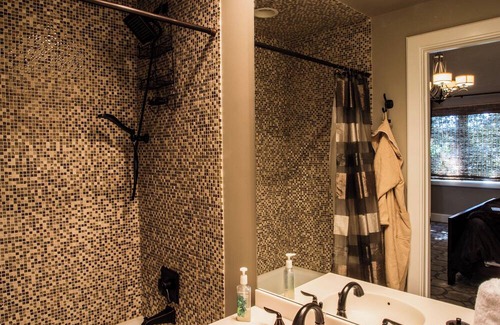 Niles Bed & Breakfast | Historic 600-acre Estate in Southwest Michigan along St. Joseph River