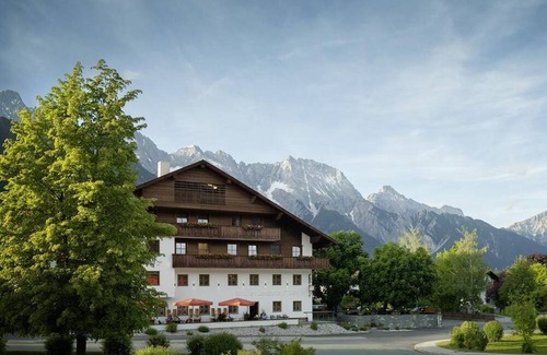 Obsteig House | Comfort room SMALL - s'Kluane HP - DER STERN - Inn and country hotel since 1509