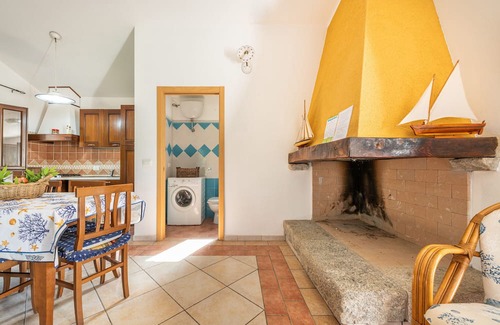 Sant'Antioco Villa | Villa Maladroxia with Private Garden & Terrace