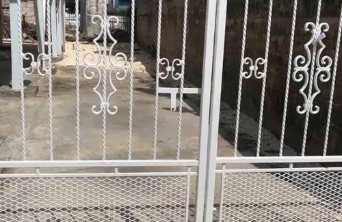 Fort George House | Charming and Cozy 3 Bedroom Colonial House in the Heart of Belize Tourist Center