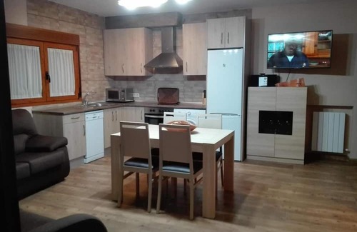 Codo House | Country House 'Los Zafranales Completo' with Sea View, Wi-Fi and Air Conditioning