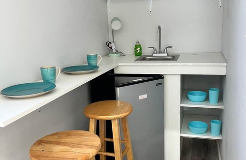 Wesconnett Cabin | Cozy cabin in welcoming Jacksonville with AC