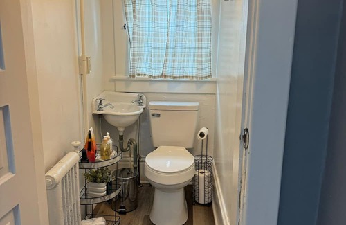 Hagerstown House | Spacious 4-bedroom home in charming historic Hagerstown, featuring WiFi and AC.