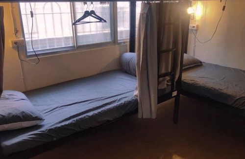 Tainan City Centre Hostel | 阿霞袂睏 MAMAzzzzHostel cozy,sleeping well,sleeping tight,self-help
