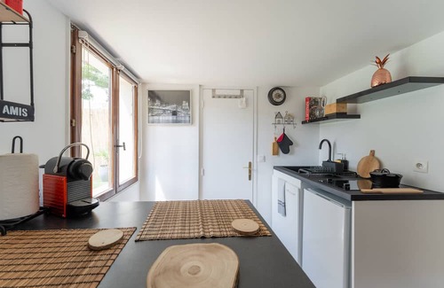 Coignieres House | Grande maison élégante - 3 suites