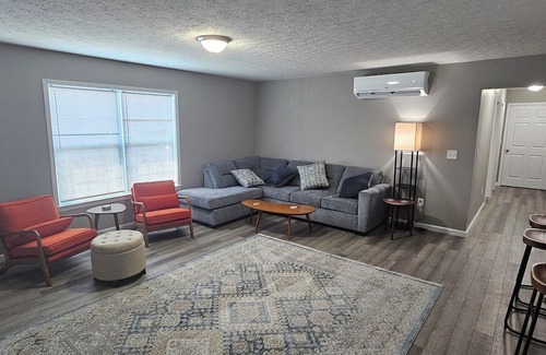 Morehead Apartment | Two bedroom and two bath, with soaker tub downtown in Morehead.