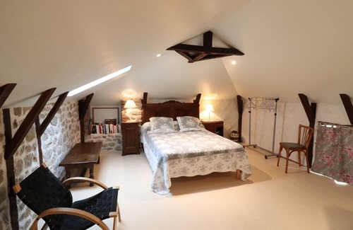 Le Rouget-Pers Cottage | Gite Le Rouget-Pers-Pers, 3 bedrooms, 8 persons