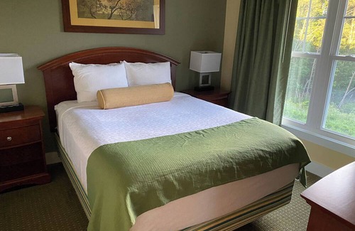McGaheysville Cottage | Luxurious Stay at Regal Vistas, Massanutten Resort - 2 Bedroom / 2 Bath
