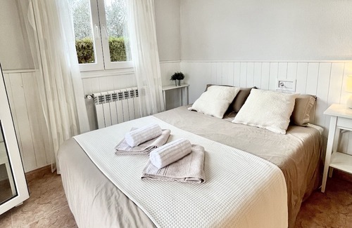 Badia Gran House | Casa Familia Mallorca en Pueblo Costero Para max 4 Viajeros y 2 Niños