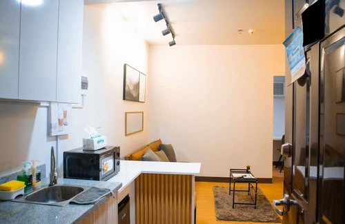 Busay Condo | 15 minutes from SM Seaside Cebu City w/Coffee Maker