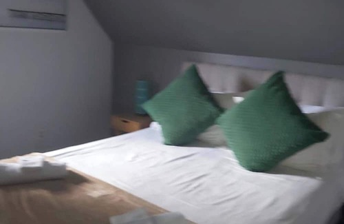Cobourg Cabin | Welcome to our charming 2-bedroom, 1-bathroom home in the heart of downtown Cobourg