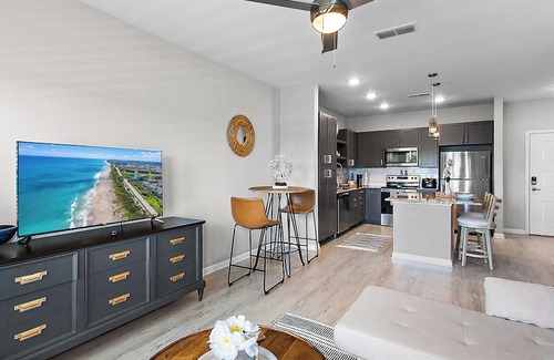 St. Augustine Apartment | Cozy 1-bedroom apartment in delightful Saint Johns with WiFi, AC