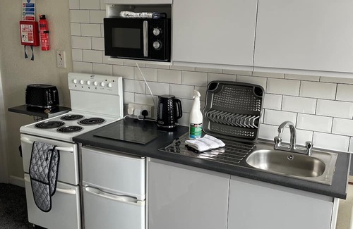 St. Michaels Apartment | Flat 3 has been reburbished and comes with onsite parking and free Wifi