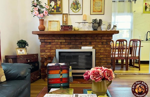 Maryborough Cottage | Harry Potter home in Maryborough, Victoria. Central located, cozy and spacious