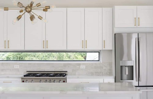 East Moriches House | Impeccably renovated 5 Bedroom on the water