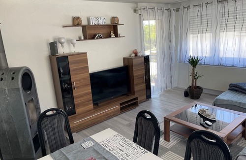 Sondelfingen Apartment | Gemütliche 3 Zimmerwohnung. 2-5 Personen, Haustiere Erlaubt